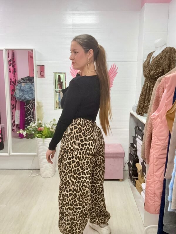 WhatsApp Image 2025-10-15 at 20.29.16 (2)